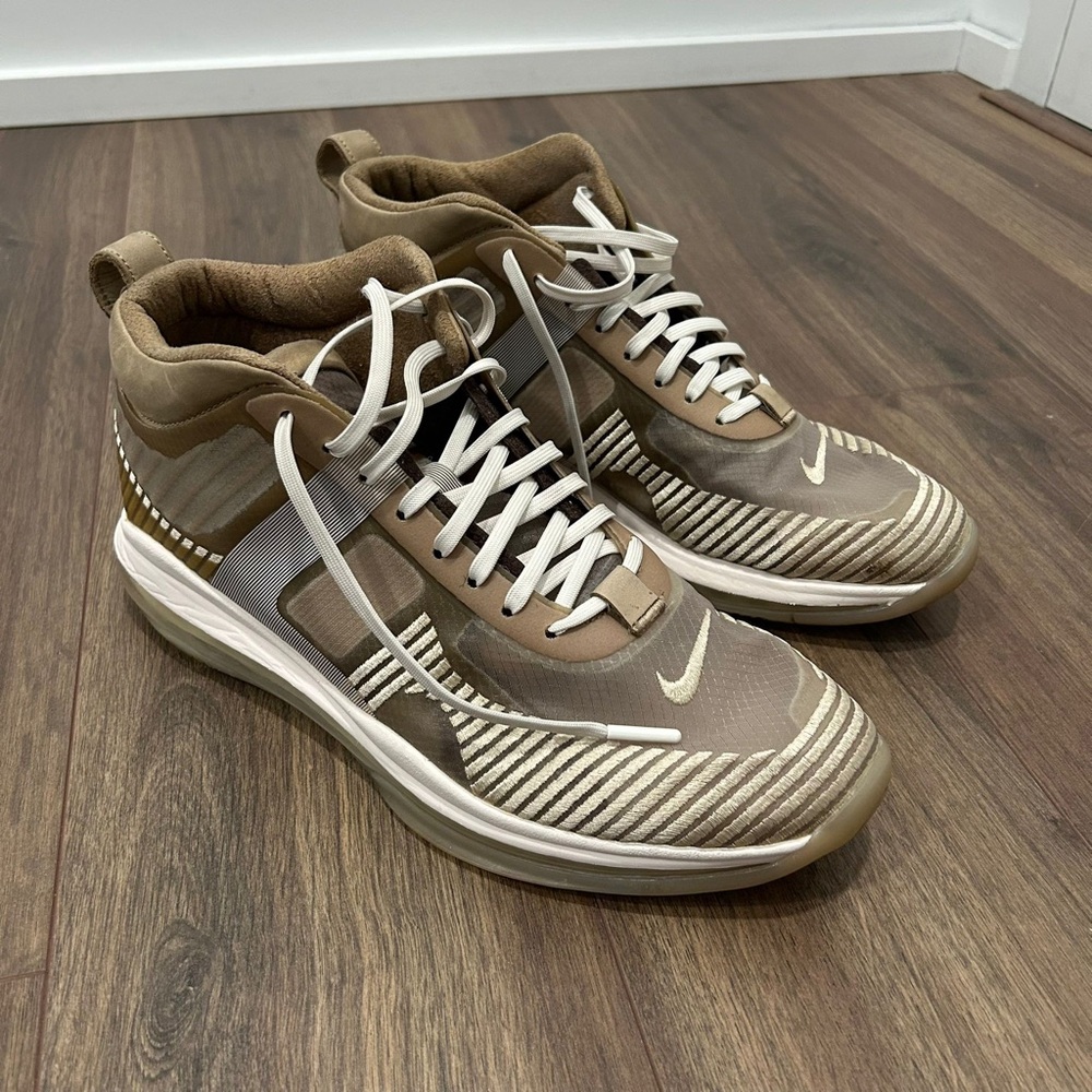 Nike - John Elliott x Lebron James Sneakers US 10.5